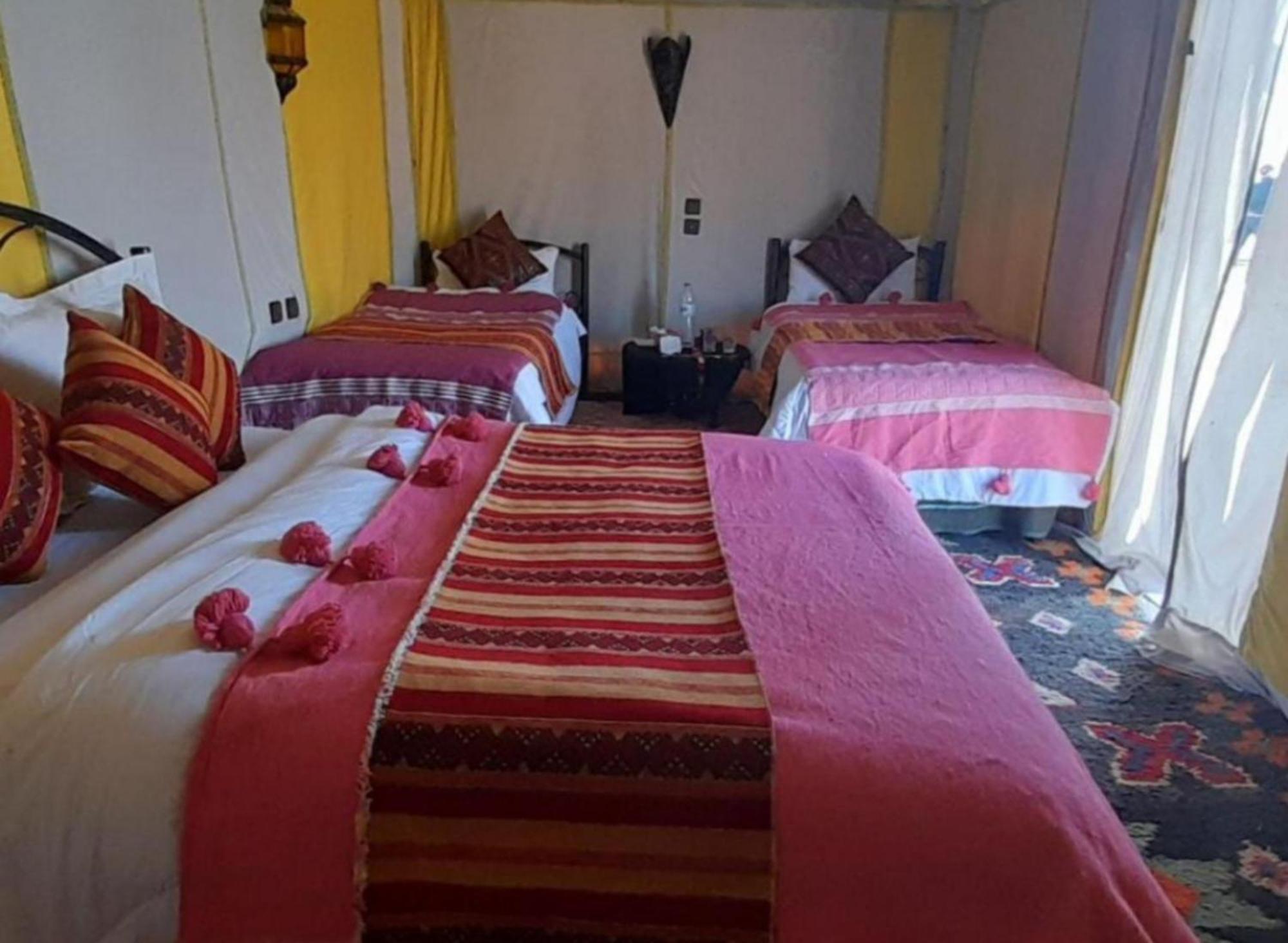 Bed and Breakfast Luxury Bedouin Camp Мерзуга Экстерьер фото