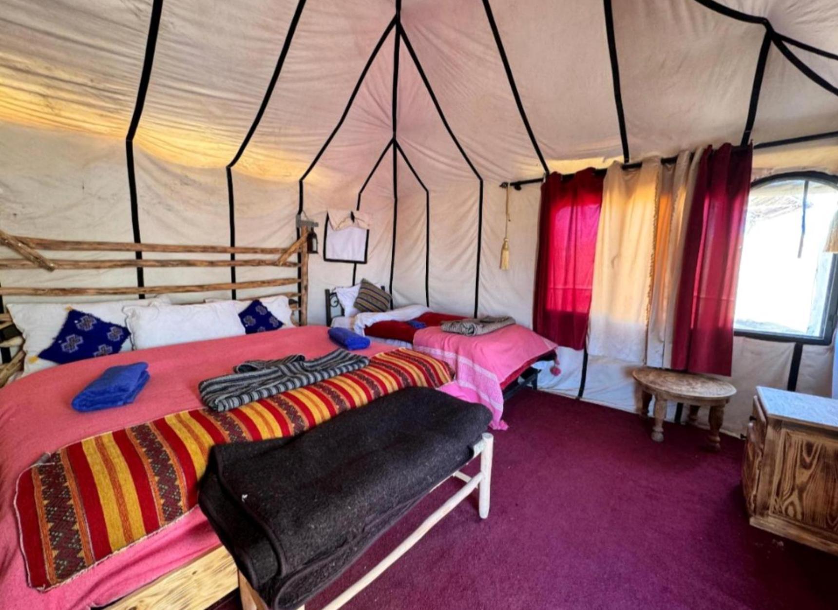 Bed and Breakfast Luxury Bedouin Camp Мерзуга Экстерьер фото