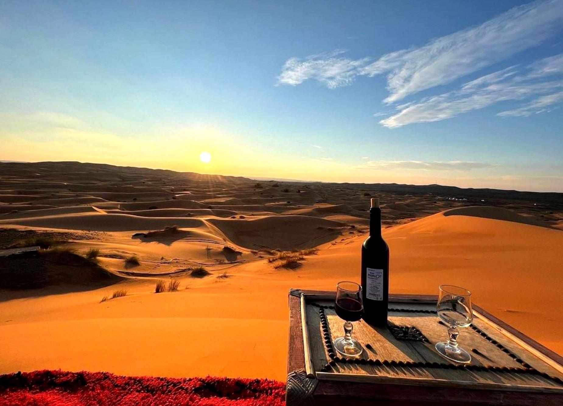 Bed and Breakfast Luxury Bedouin Camp Мерзуга Экстерьер фото